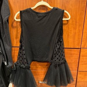 WHY cold shoulder top